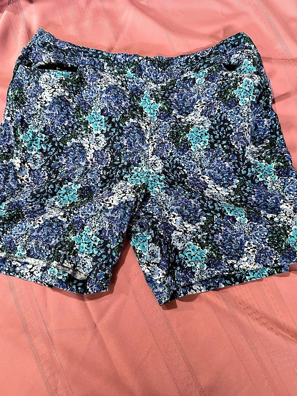 Floral Elastic Shorts